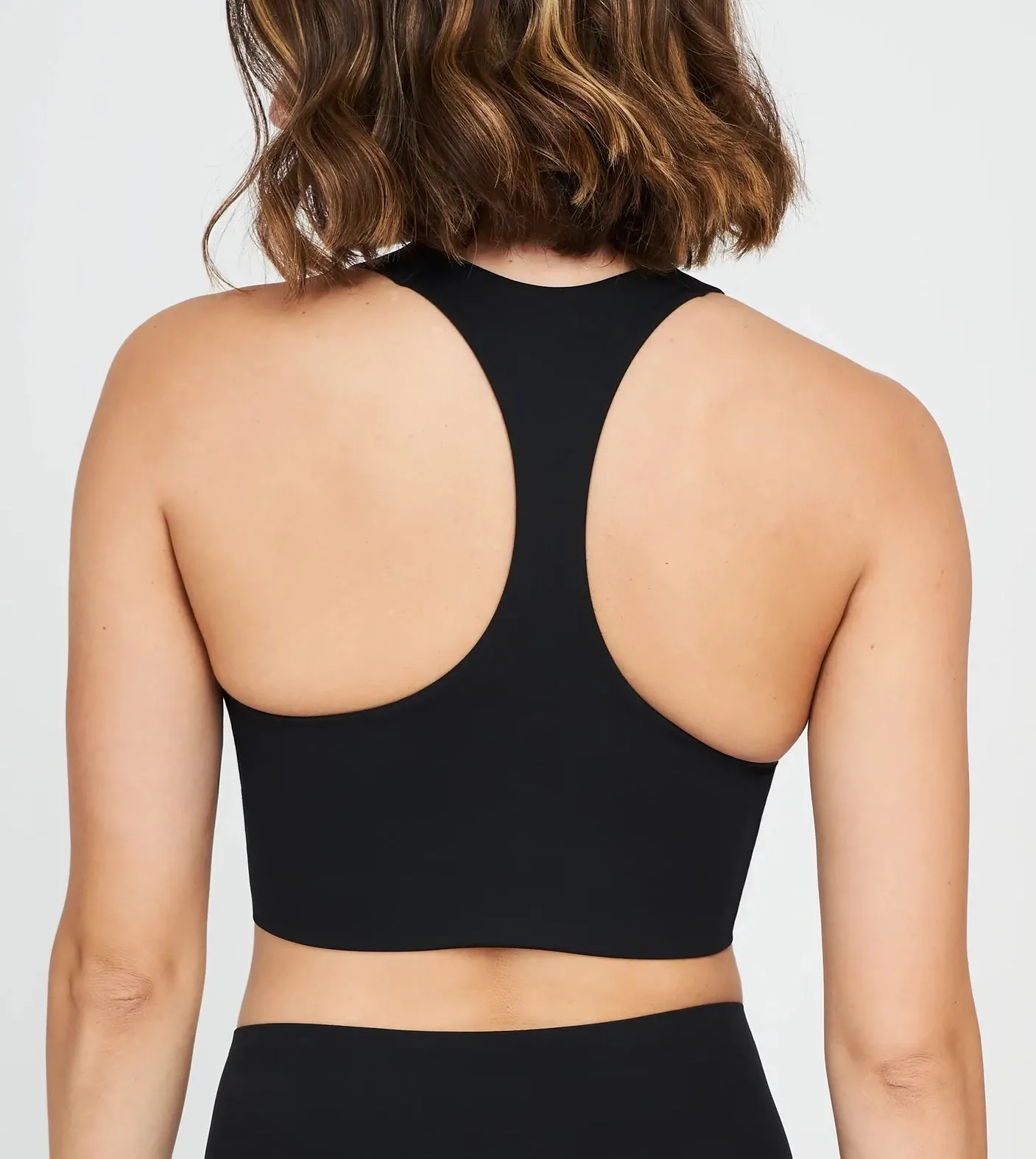 Longline Medium Impact Sports Bra in Very Black