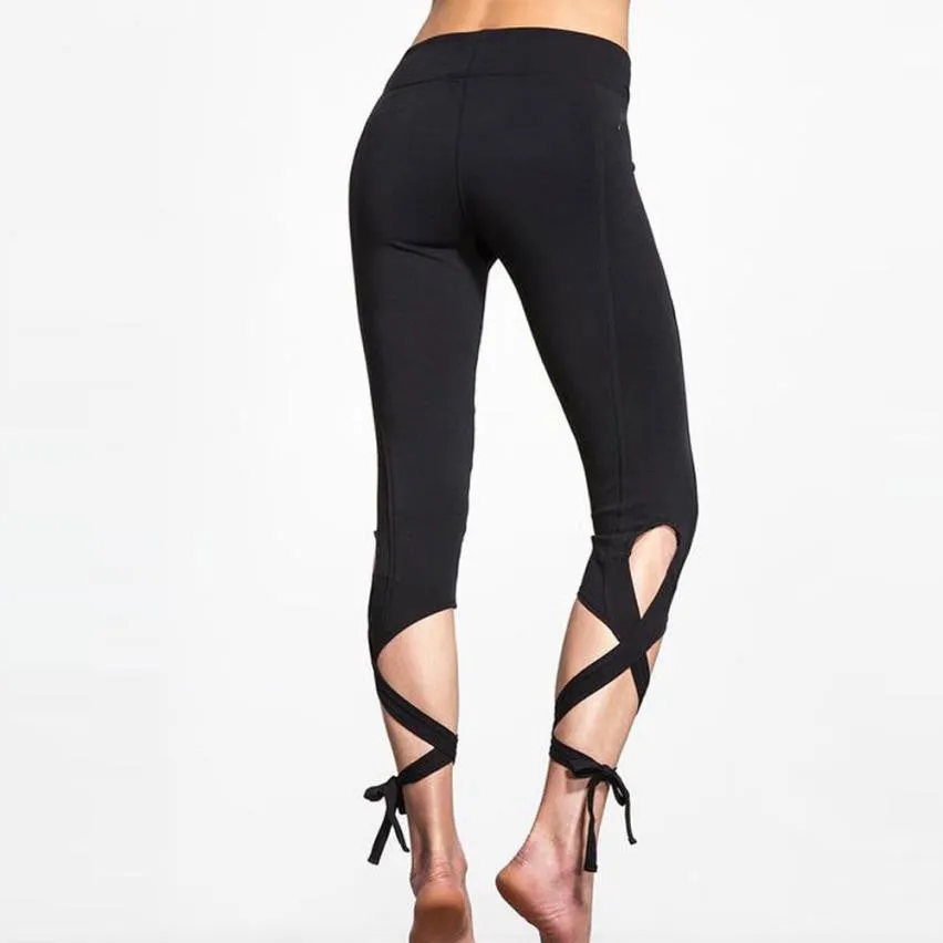 Medium Waist Cropped Leggings