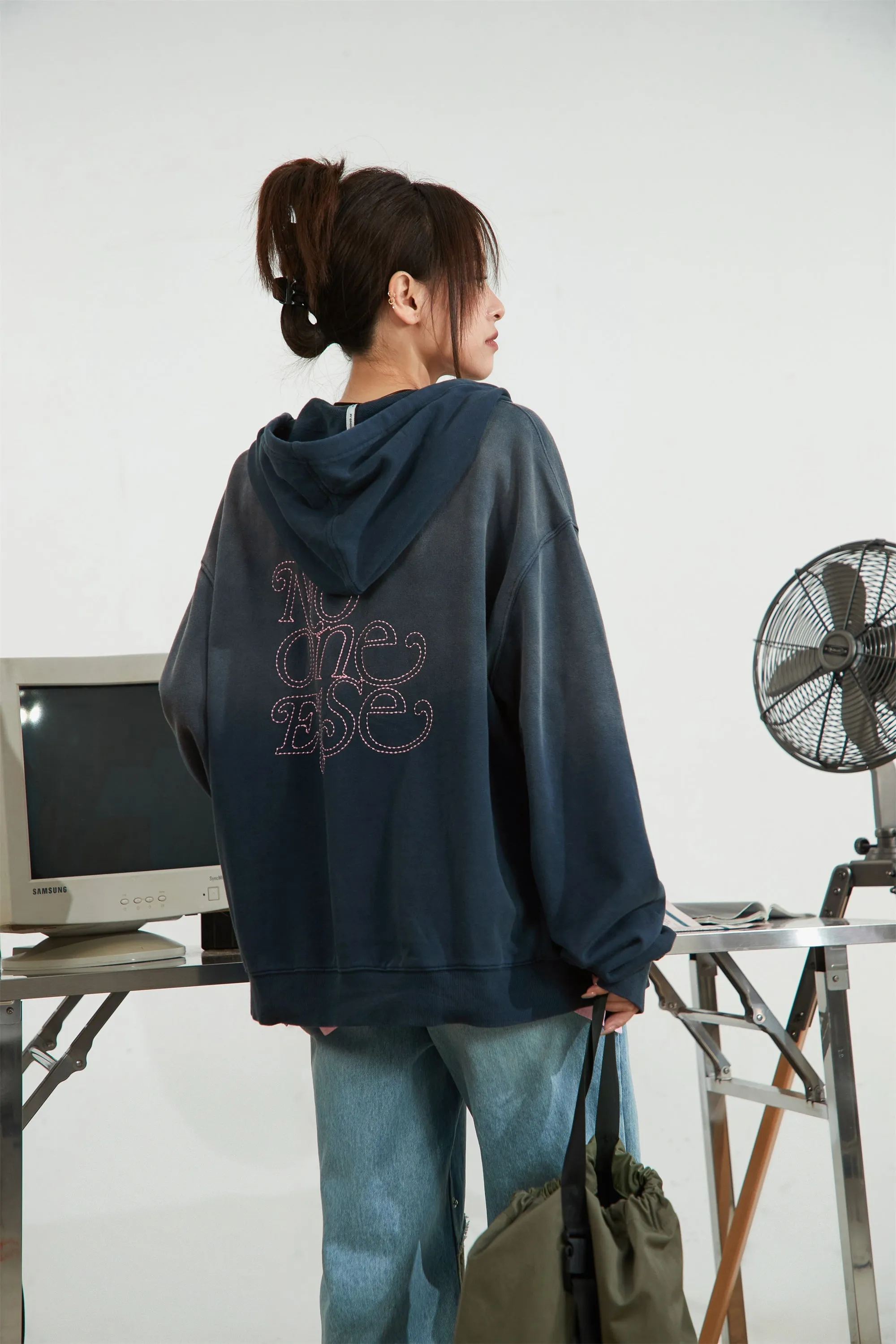 Noe Logo Daily Loose Fit Zip-Up Hoodie