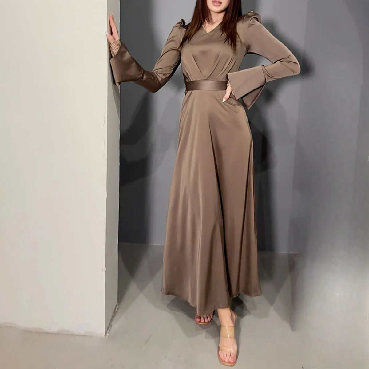 Retro V-Neck Puff Sleeves Tie Waist Maxi Dresses Wholesale Womens Clothing N3823122100013